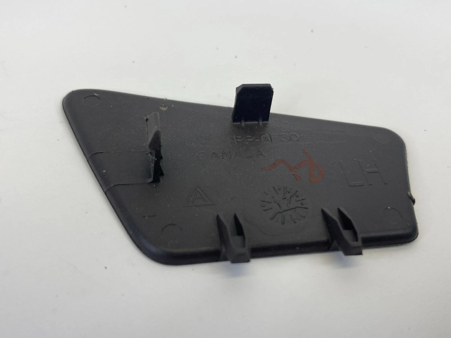 2011-2017 BUICK REGAL REAR LEFT SIDE INTERIOR DOOR HANDLE BOLT CAP TRIM COVER
