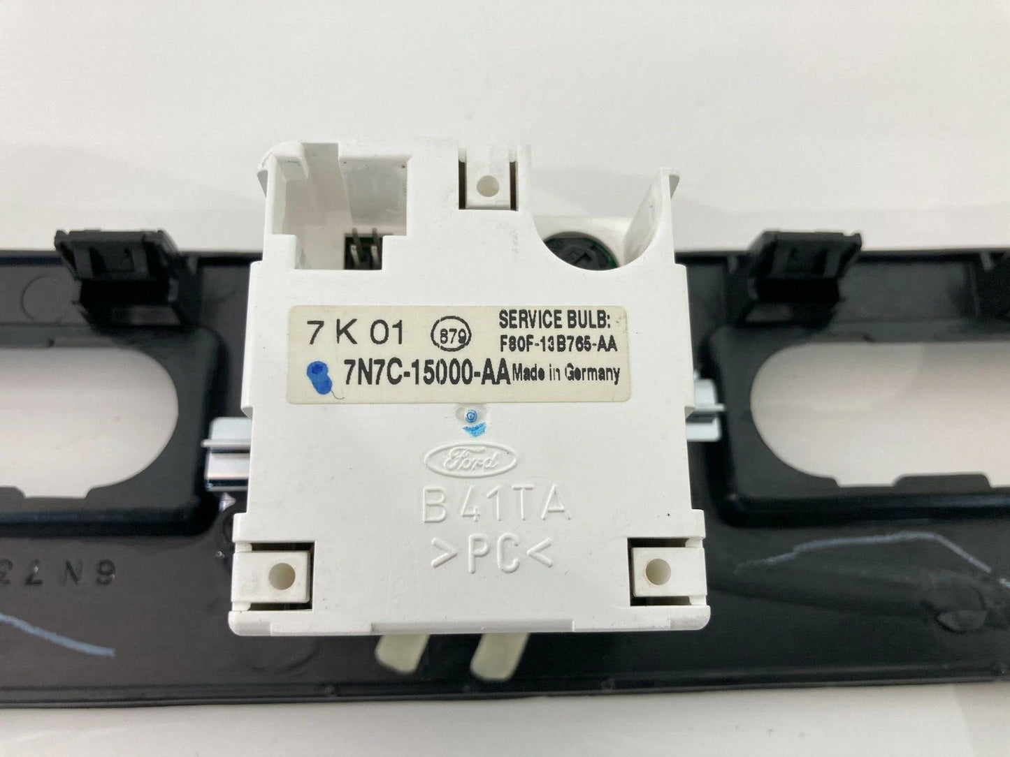 06-09 FORD FUSION CENTER DASH RADIO BEZEL TRIM WITH CLOCK OEM 6N73-5404302-AK