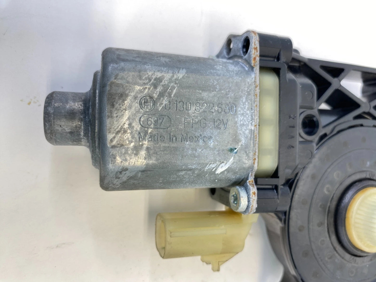 12-17 CHEVROLET EQUINOX GMC TERRAIN REAR RIGHT SIDE DOOR POWER WINDOW MOTOR OEM