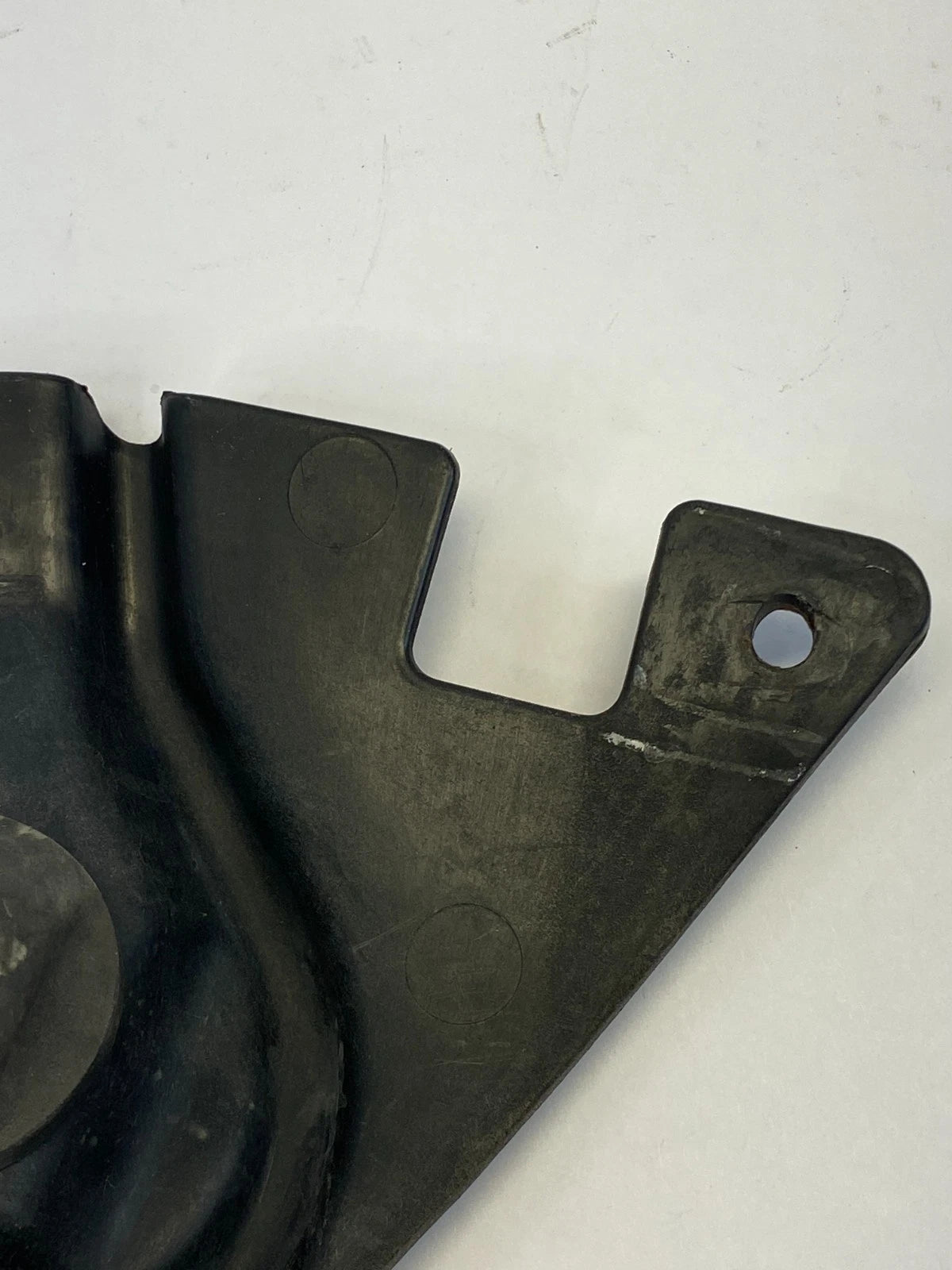 2003-2008 JAGUAR S-TYPE RIGHT PASSENGER RADIATOR MOUNTING BRACKET YR83-8B359-BB
