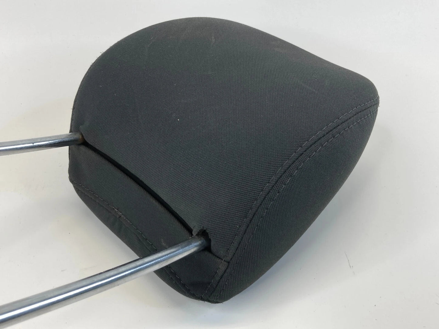 2005 2006 2007 CHRYSLER 300 FRONT LEFT SEAT HEADREST HEAD REST OEM
