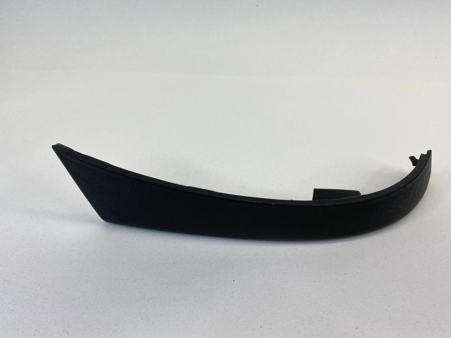 09-12 CHEVROLET TRAVERSE REAR LEFT INNER DOOR PULL HANDLE COVER TRIM 15948058