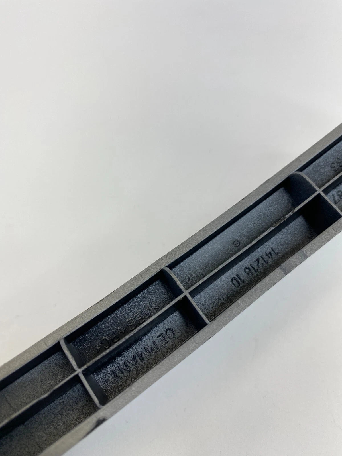 2002-2005 BMW 745I 745LI DASH RIGHT SIDE PANEL TRIM COVER BEZEL 14121810 OEM