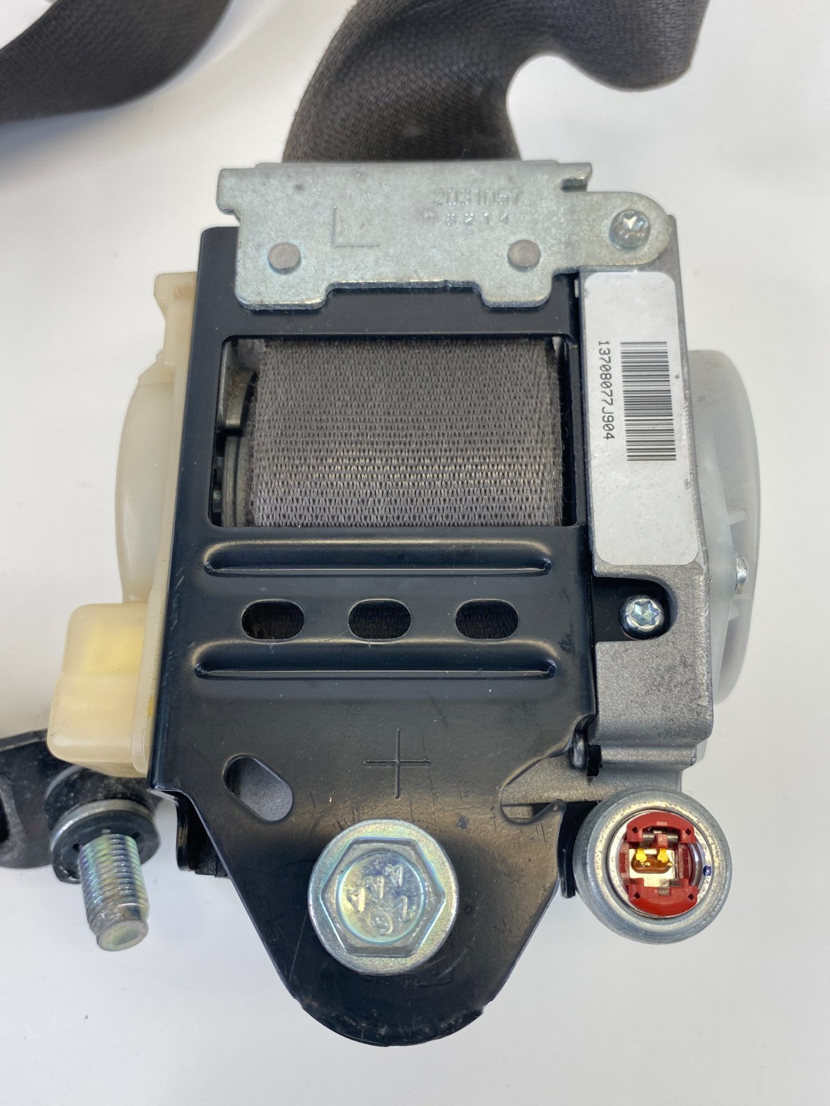 2009 2010 Hyundai Sonata Front Left Driver Side Seat Belt Safety Retractor OEM