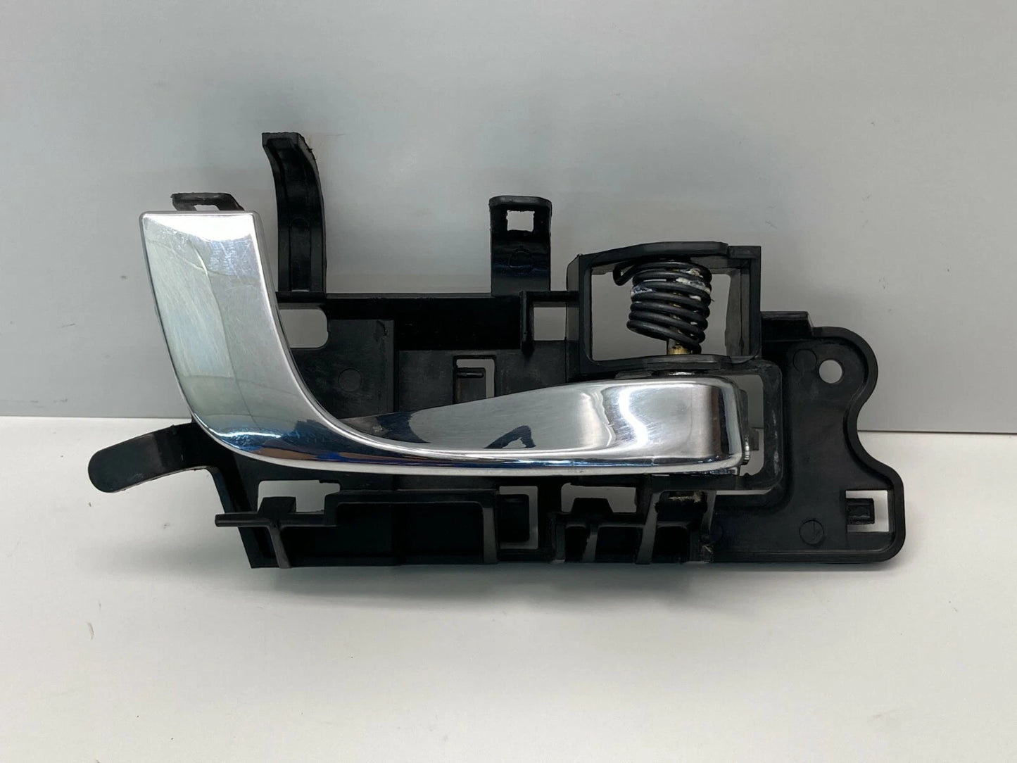 03 04 05 06 07 CADILLAC CTS REAR RIGHT BACK SIDE INNER DOOR HANDLE 257078893 OEM