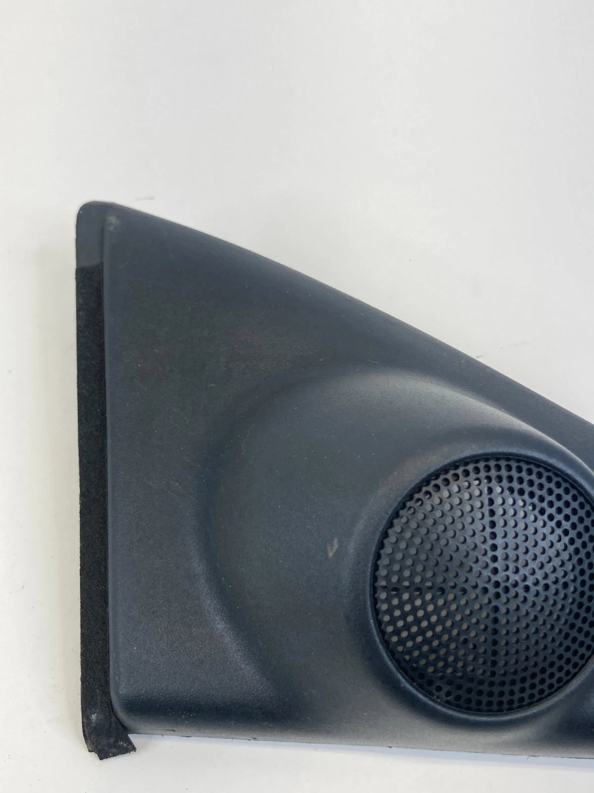 1996-2002 TOYOTA 4RUNNER FRONT RIGHT DOOR TWEETER SPEAKER COVER OEM 67491-35010