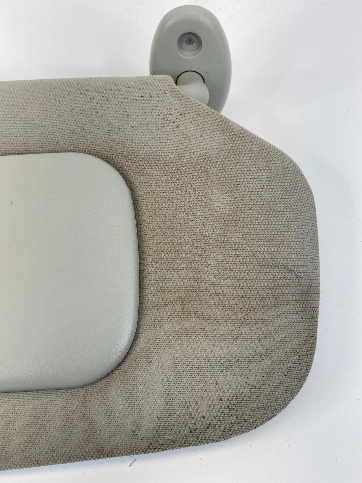 2010-2017 JEEP PATRIOT FRONT RIGHT PASSENGER SIDE SUNVISOR SUN VISOR SHADE OEM