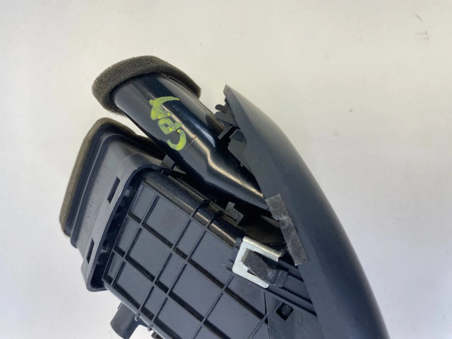 2010-2013 KIA FORTE FRONT LEFT DRIVER SIDE DASH OUTER AIR VENT GRILLE OEM