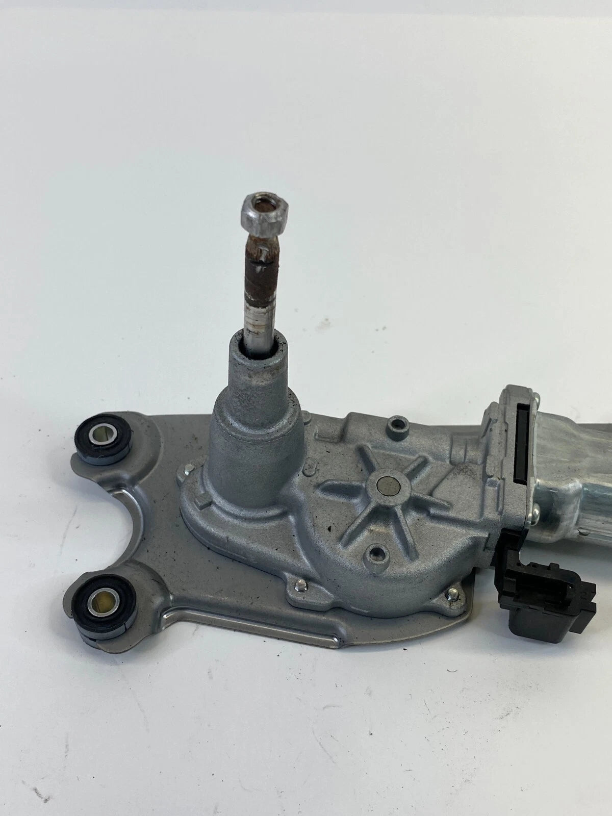 09-20 DODGE JOURNEY TAILGATE HATCH BACK WINDSHIELD REAR WIPER MOTOR 05178201AC