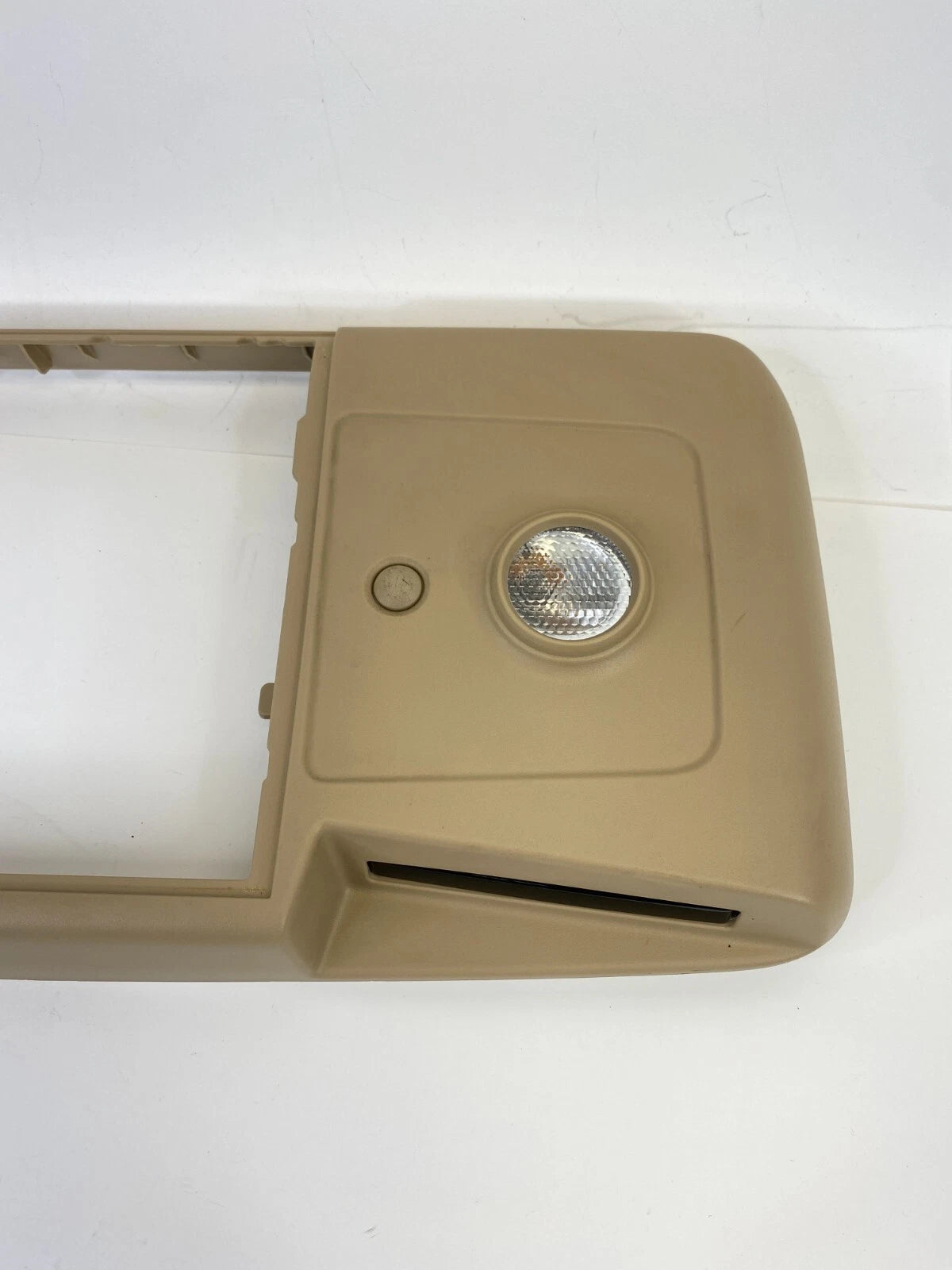 08-17 BUICK ENCLAVE UPPER REAR ROOF CONSOLE DVD SCREEN BEZEL TRIM ASSEMBLY