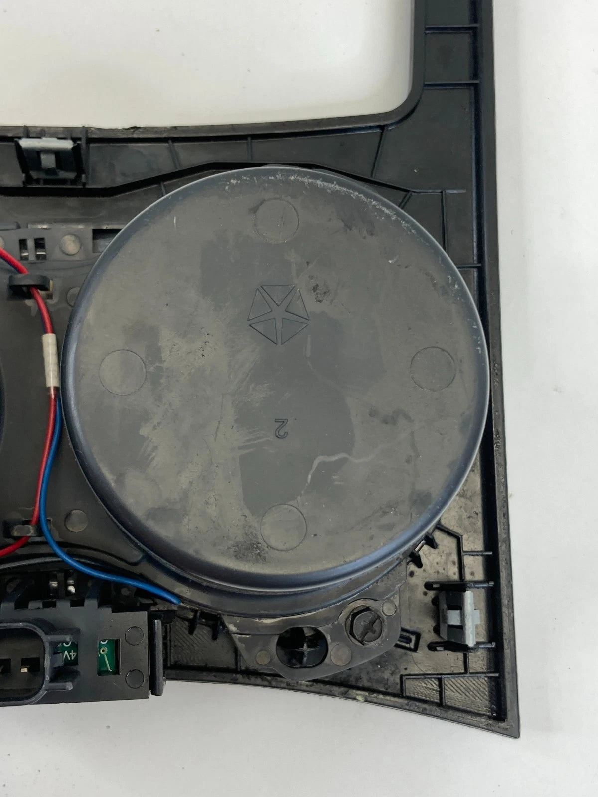 2008-2010 DODGE CHARGER CENTER CONSOLE CUP DUAL DRINK HOLDER 1GA112X9AE OEM