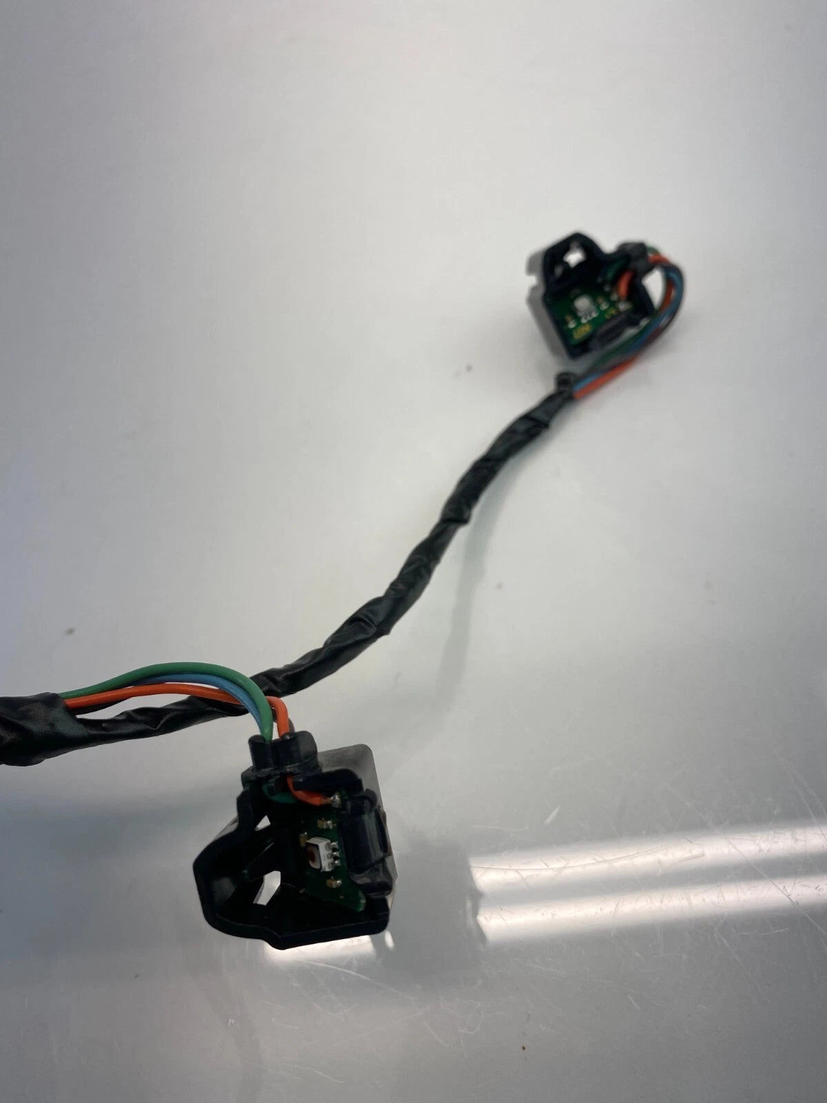 2011 11 FORD FOCUS SEDAN CENTER CONSOLE WIRE WIRING HARNESS CABLE 14D375-I255A