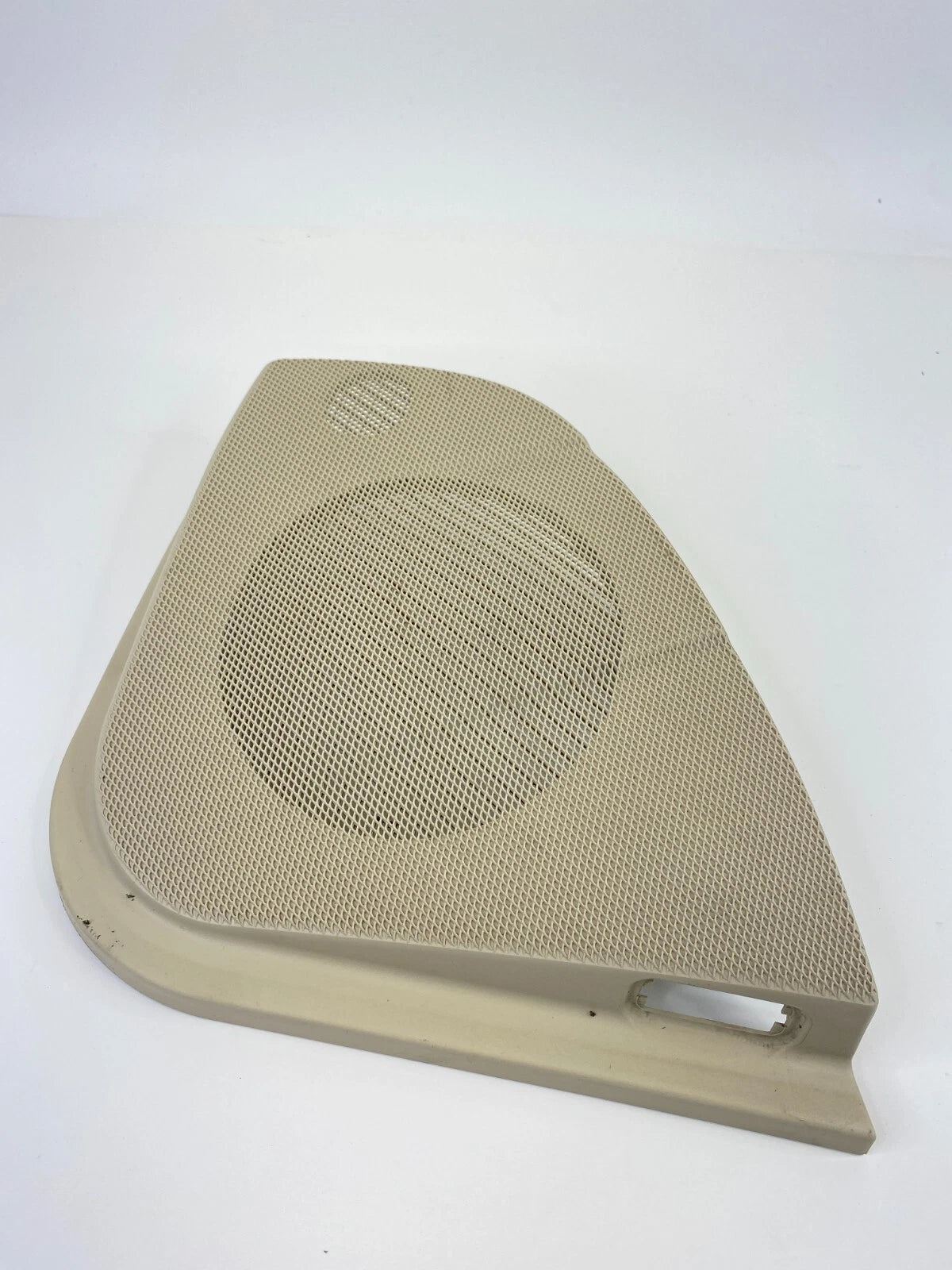 2003-2006 MERCEDES BENZ E500 REAR RIGHT SIDE DOOR SPEAKER GRILLE COVER OEM