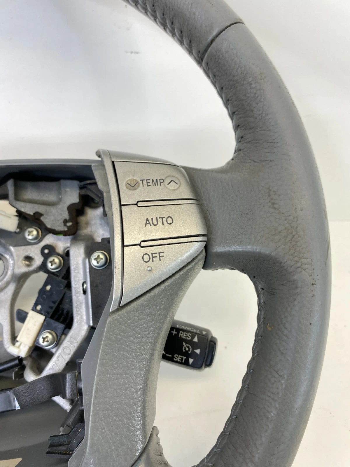 2005-2007 TOYOTA AVALON LEFT SIDE STEERING WHEEL W/ CRUISE & RADIO CONTROL OEM