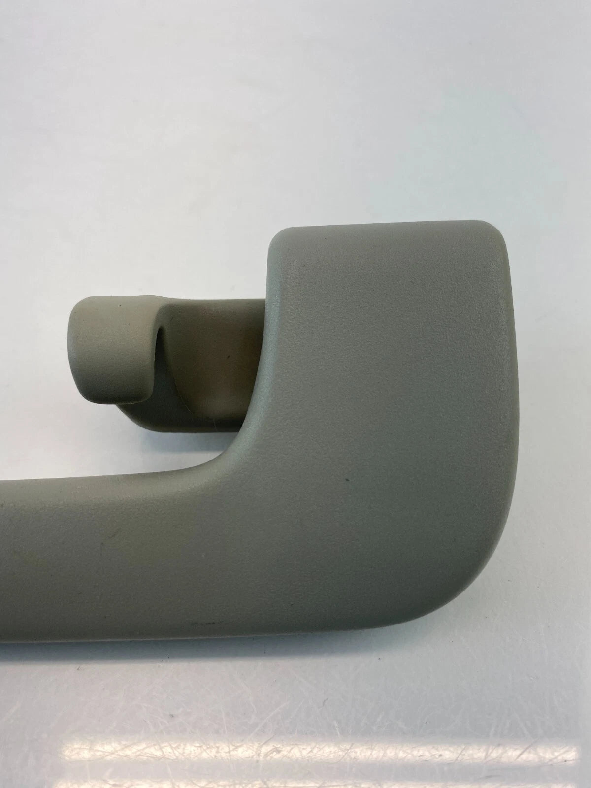 2007-2015 AUDI Q7 ROOF REAR RIGHT GRAB GRIP HANDLE ASSIST BAR TRIM 8P0857607 OEM
