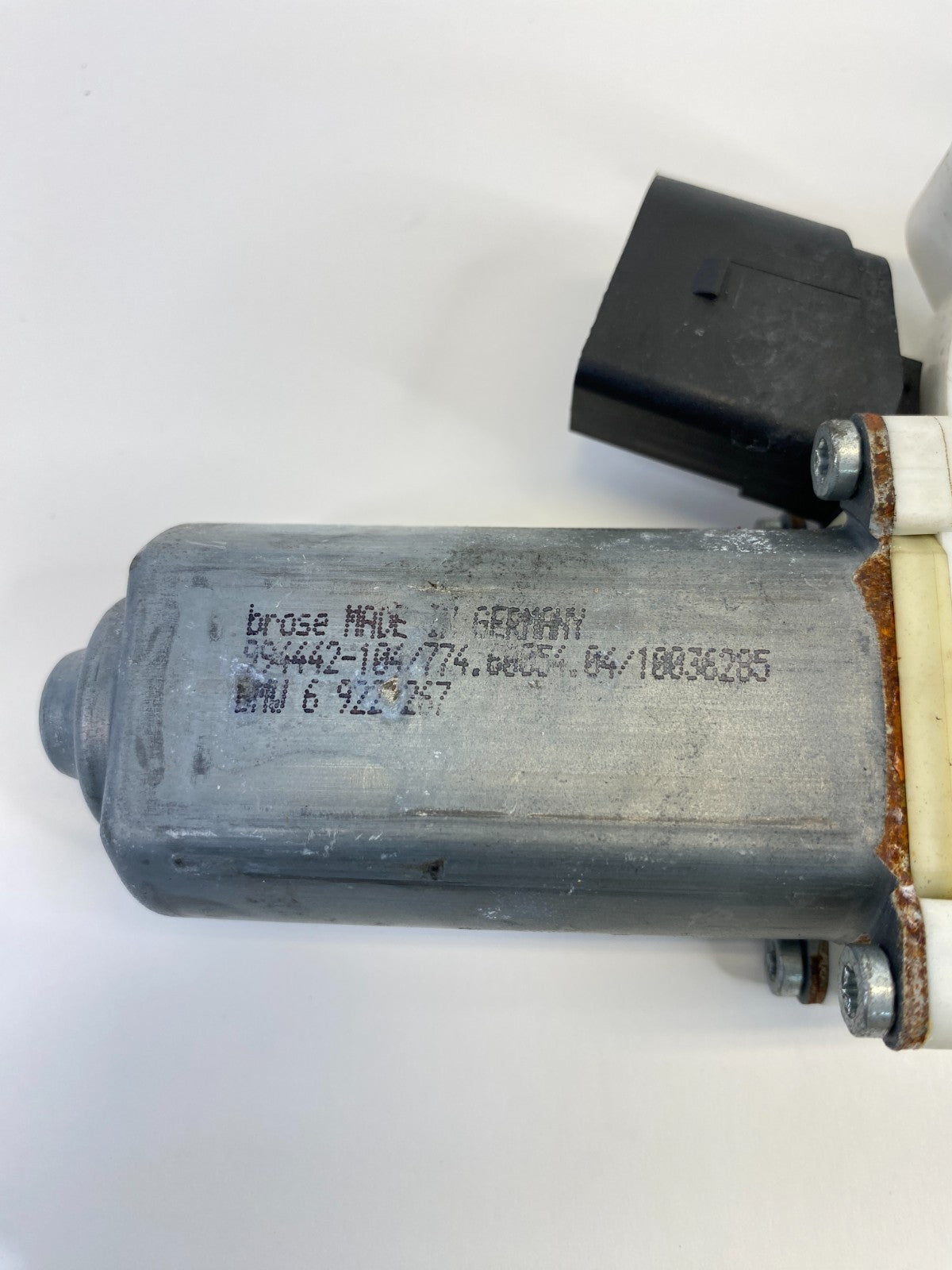 2006 2007 BMW 530xi Front Left Driver Side Door Power Window Motor OEM