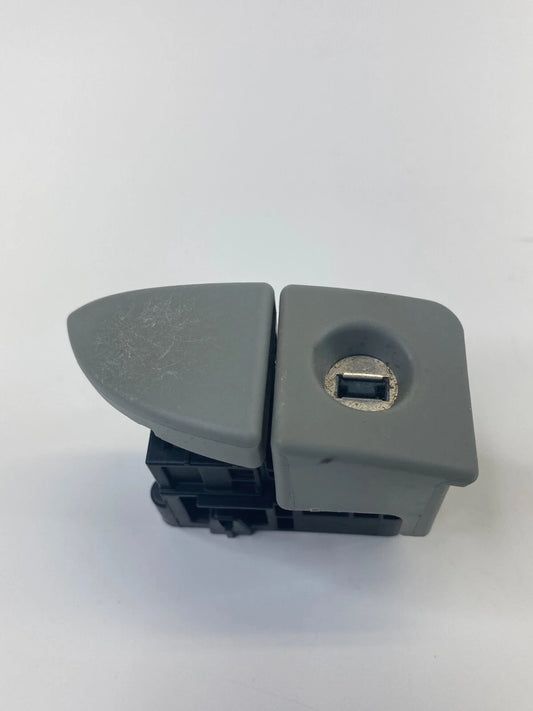 2006 2007 2008 LEXUS IS250 IS350 SEDAN GLOVE BOX LATCH HANDLE LOCK ASSEMBLY OEM