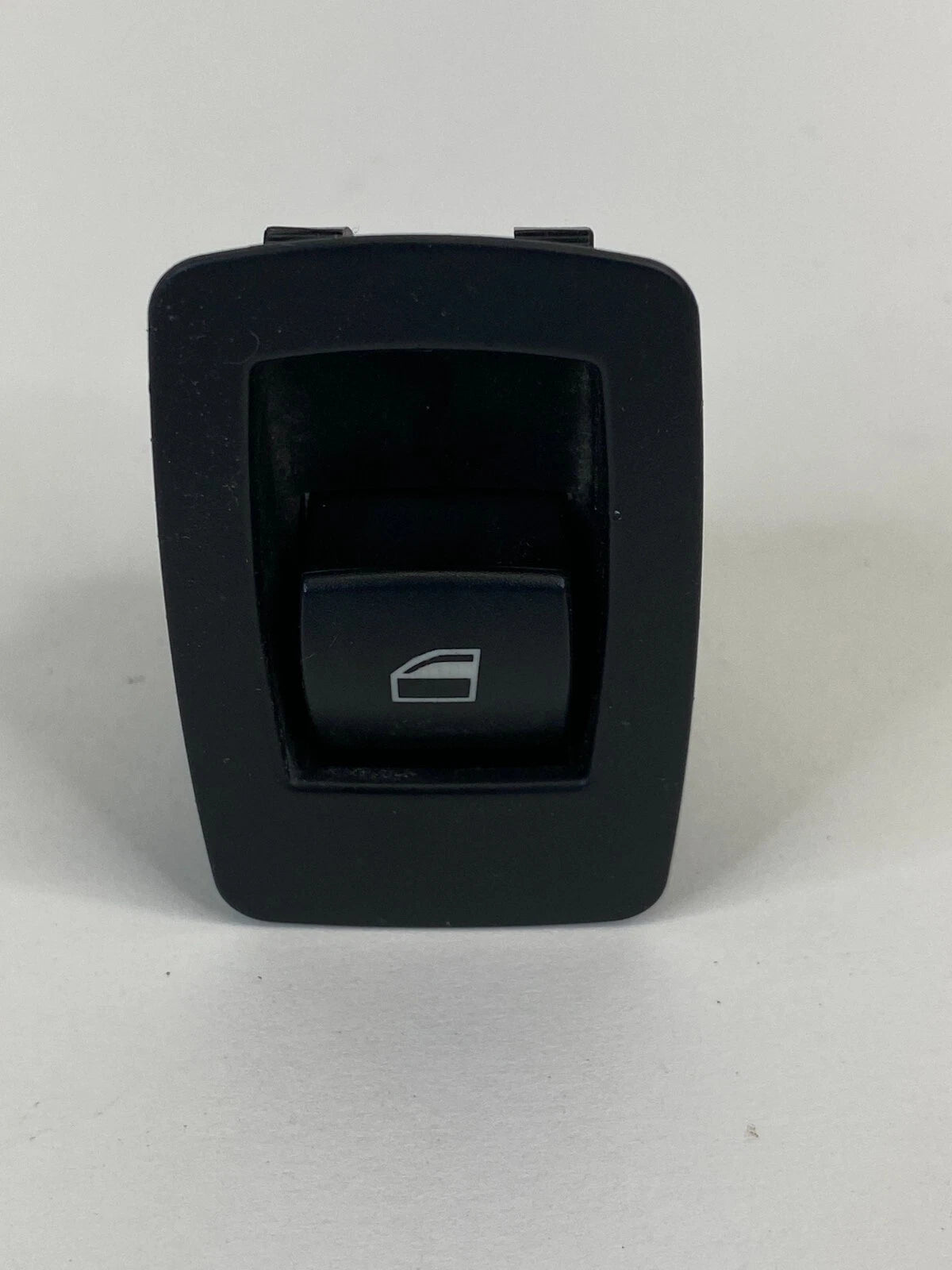 2008-2010 BMW 550I FRONT RIGHT SIDE DOOR POWER WINDOW SWITCH BUTTON 9113773 OEM