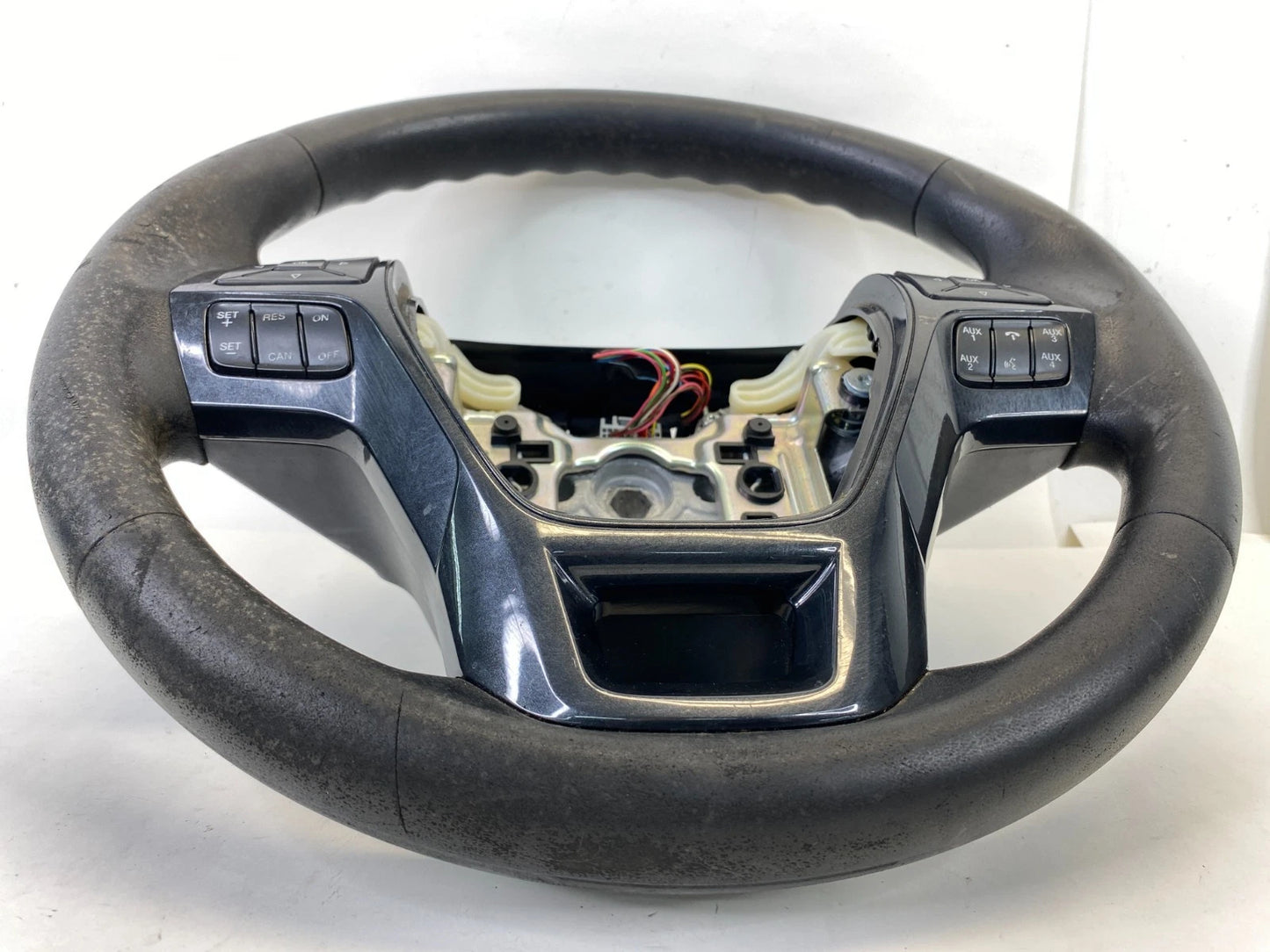2016-2019 FORD EXPLORER 2016-2019 FORD INTERCEPTOR UTILITY STEERING WHEEL OEM