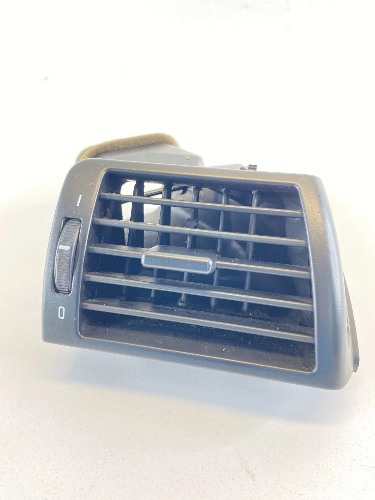 2001-2005 BMW 325I DASH FRONT RIGHT AC AIR VENT GRILLE OUTER 64228361898