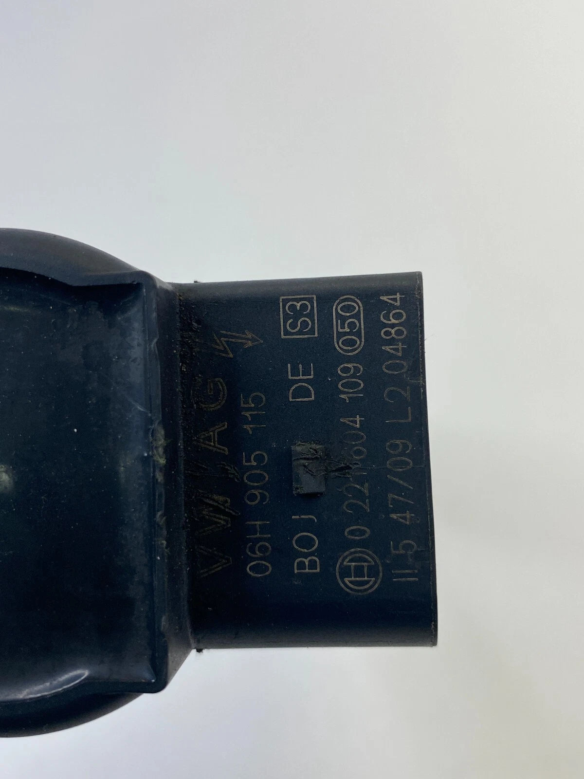 2006-2014 VOLKSWAGEN PASSAT 05-18 VW JETTA 2.0L IGNITION COIL 06H-905-115 OEM