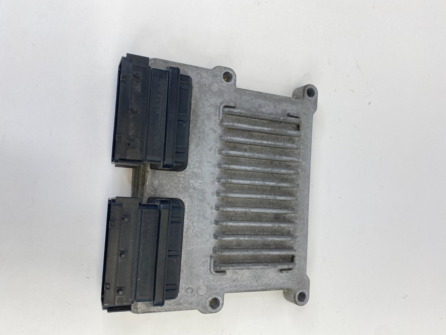 2011 Kia Sorento Engine Computer Control Module Unit ECM ECU 39108-3C060 OEM