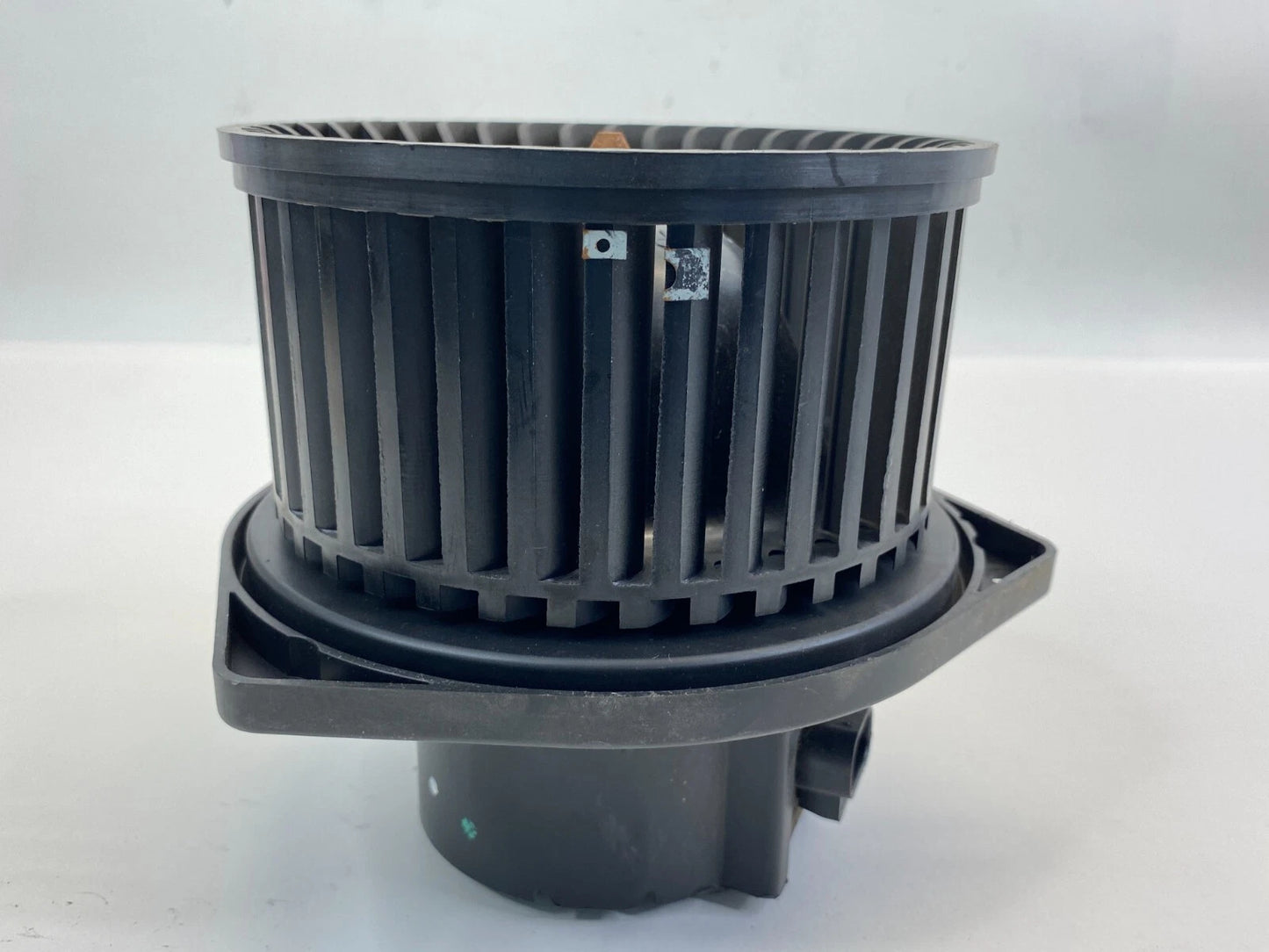 2005-2007 BUICK TERRAZA A/C HEATER FAN BLOWER MOTOR ASSEMBLY CHB431D005 OEM