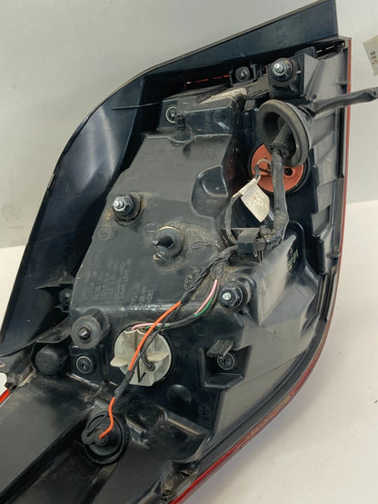 2014 2015 2016 HYUNDAI ELANTRA RIGHT TAILLIGHT TAIL LAMP OUTER 92402-3X2 KOREA