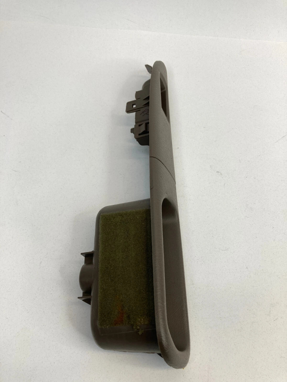98-01 NISSAN ALTIMA REAR RIGHT SIDE DOOR WINDOW SWITCH COVER BEZEL 82960-9E000