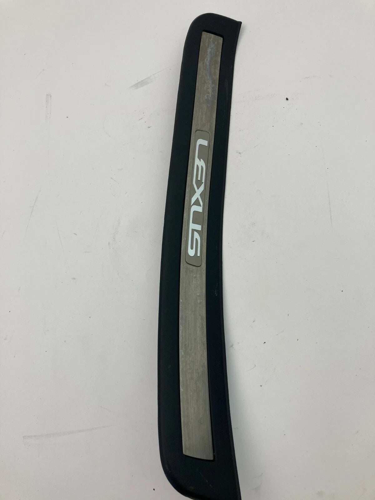 1998-2005 LEXUS GS300 REAR LEFT DOOR SILL SCUFF PLATE MOULDING TRIM 6791630090