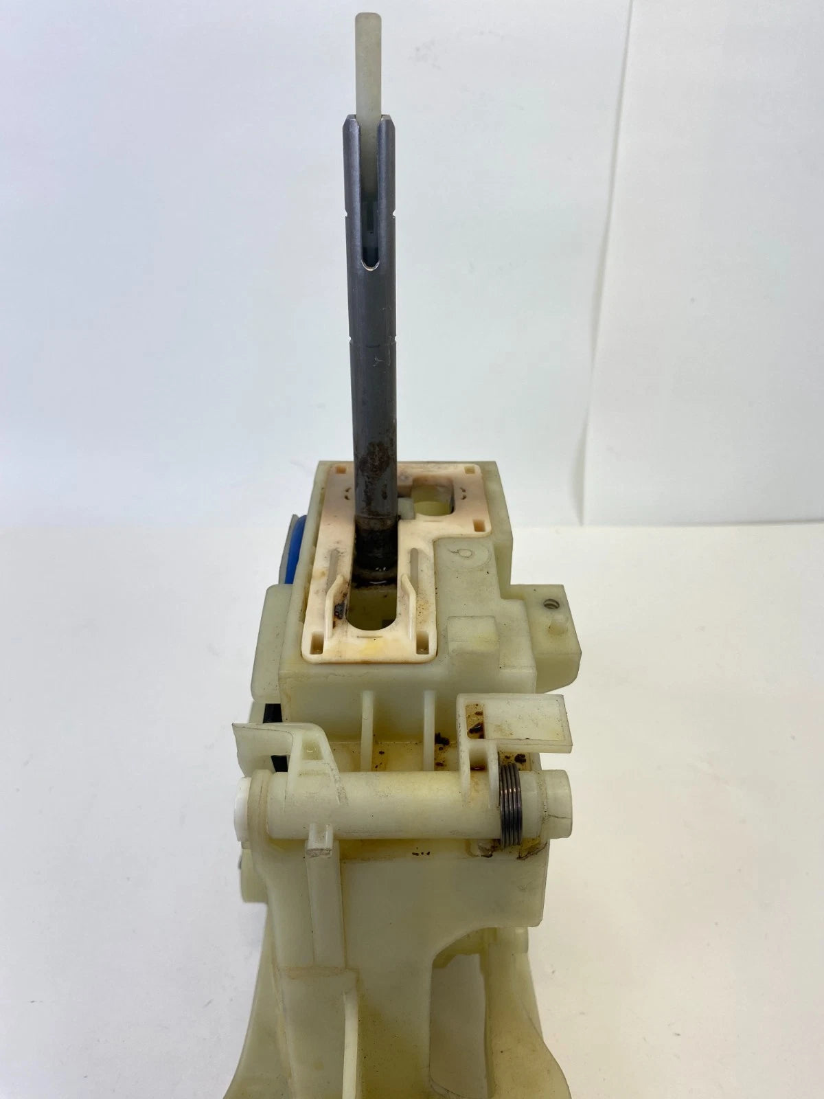 2015-2017 HYUNDAI SONATA A/T GEAR FLOOR SHIFTER SHIFT SELECTOR 46700C1200 OEM