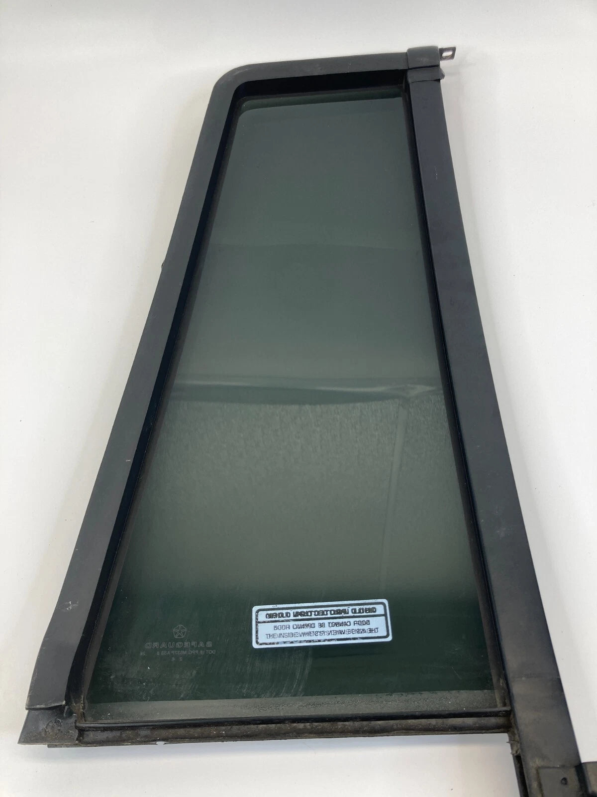 1993-1998 JEEP GRAND CHEROKEE REAR LEFT SIDE DOOR QUARTER WINDOW GLASS FIXED OEM