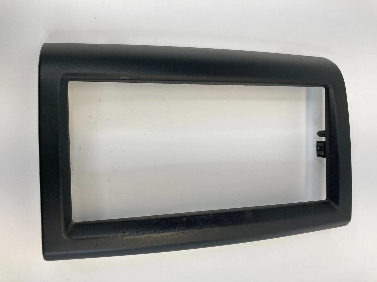 2009-2014 VOLKSWAGEN ROUTAN CENTER DASH PANEL RADIO COVER TRIM BEZEL 1KL89XDVAA