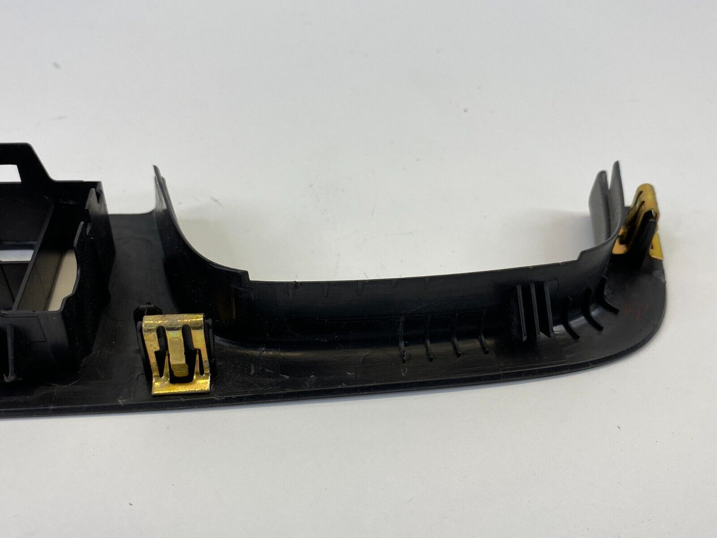 2010-2017 Chevrolet Equinox Front Left Master Power Window Switch Trim Bezel OEM