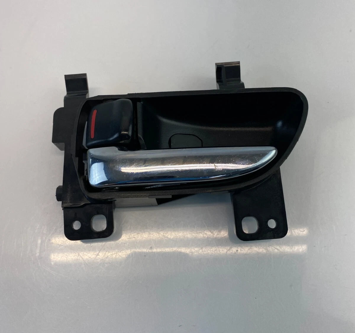 2010-2014 SUBARU LEGACY SEDAN FRONT LEFT DRIVER SIDE INNER DOOR HANDLE OEM