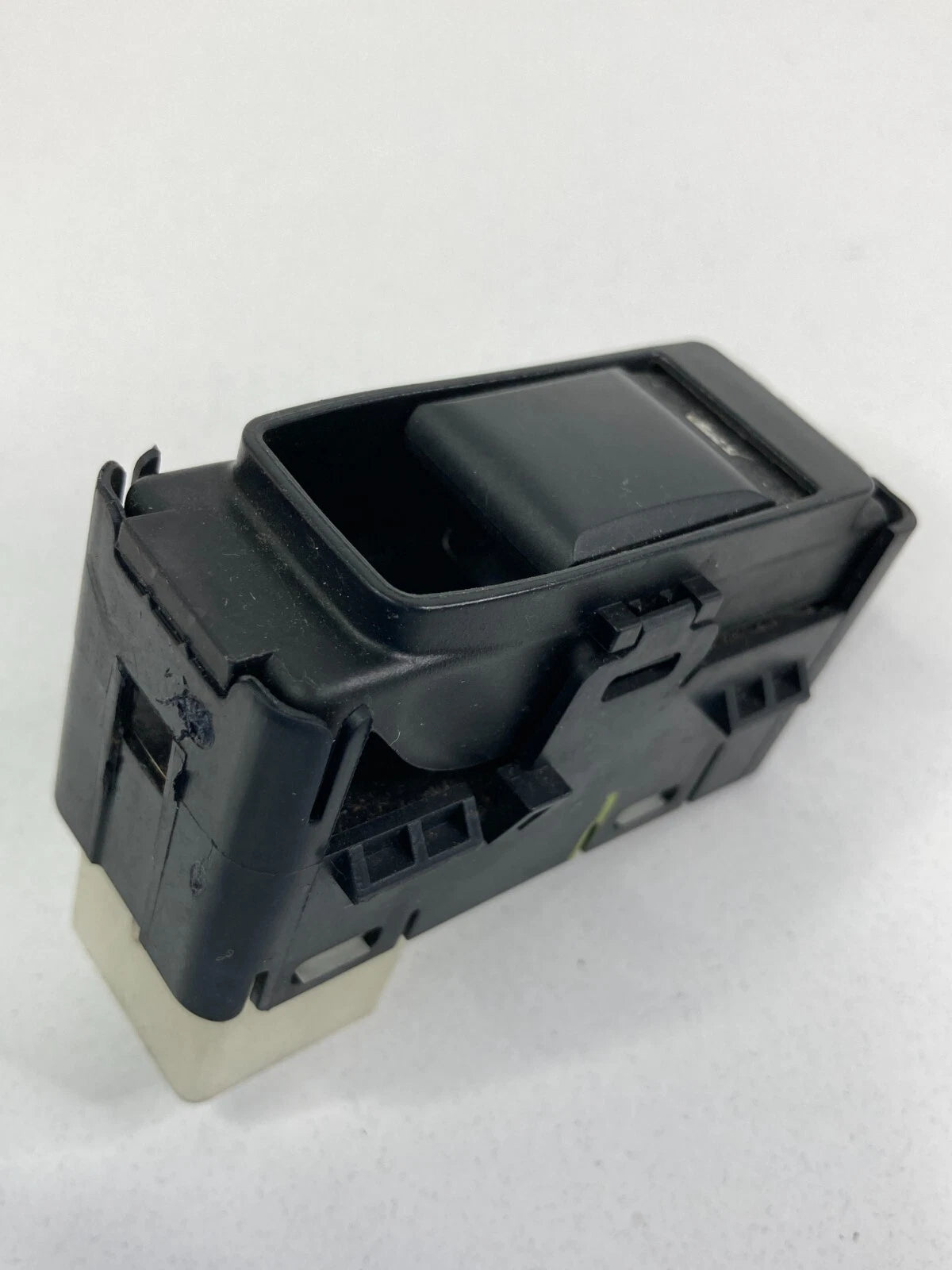 2009-2014 DODGE AVENGER REAR LEFT SIDE DOOR WINDOW CONTROL SWITCH 04602933AA OEM