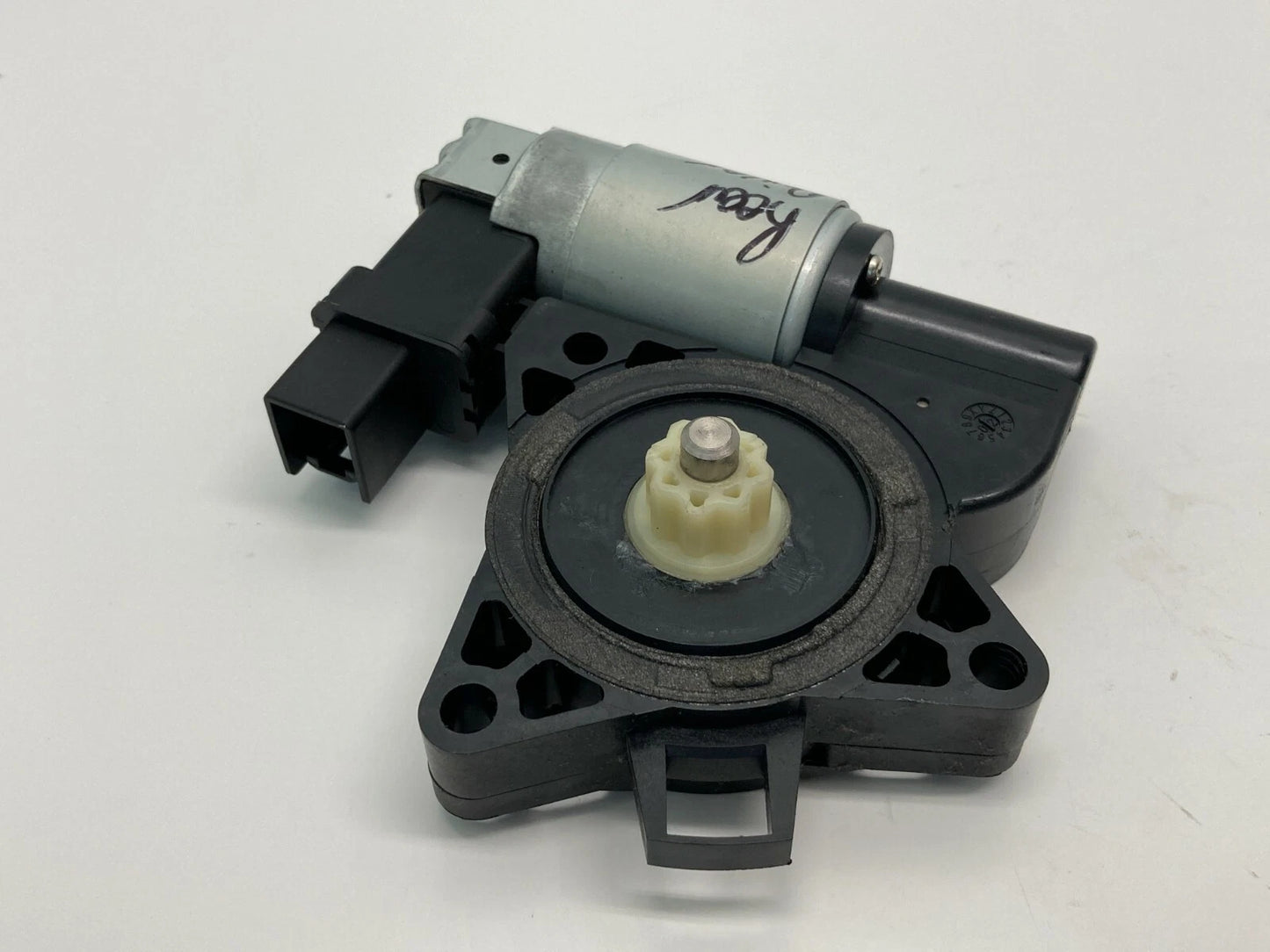 2003 04 05 06 07 2008 MAZDA 6 REAR LEFT BACK SIDE DOOR POWER WINDOW MOTOR OEM