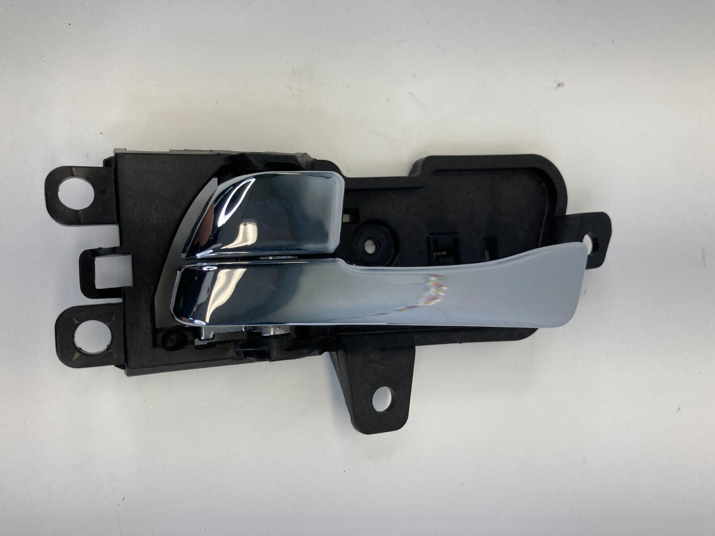 2011-2014 Hyundai Sonata Rear Left Side Inner Door Handle Assy 82610-3S000 OEM