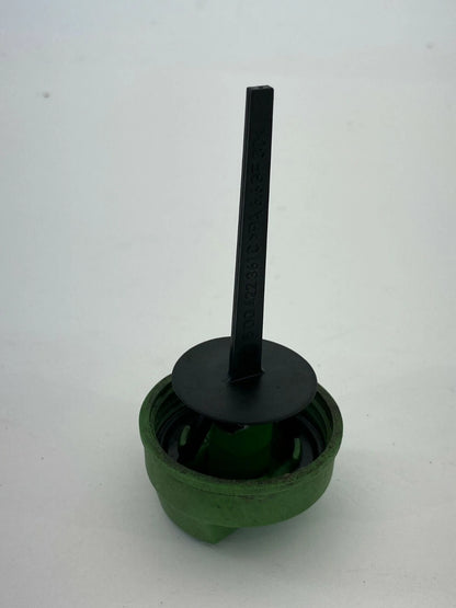 1998-2004 AUDI A6 POWER STEERING FLUID RESERVOIR LID CAP DIP STICK TOP OEM