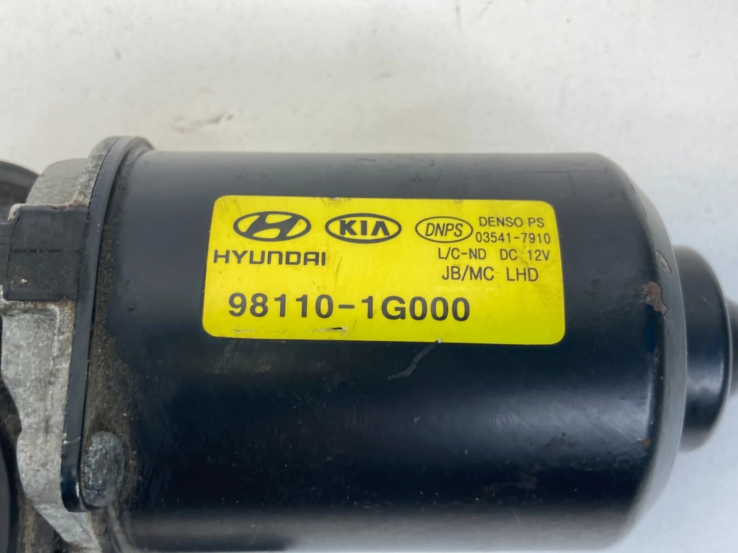 2006-2011 KIA RIO5 RIO FRONT WINDSHIELD WIPER MOTOR 98110-1G000 OEM