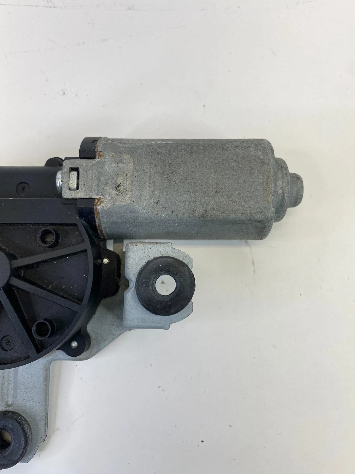 2007-2010 SATURN VUE REAR WINDSHIELD GLASS WIPER MOTOR REAR OEM FACTORY 96673001