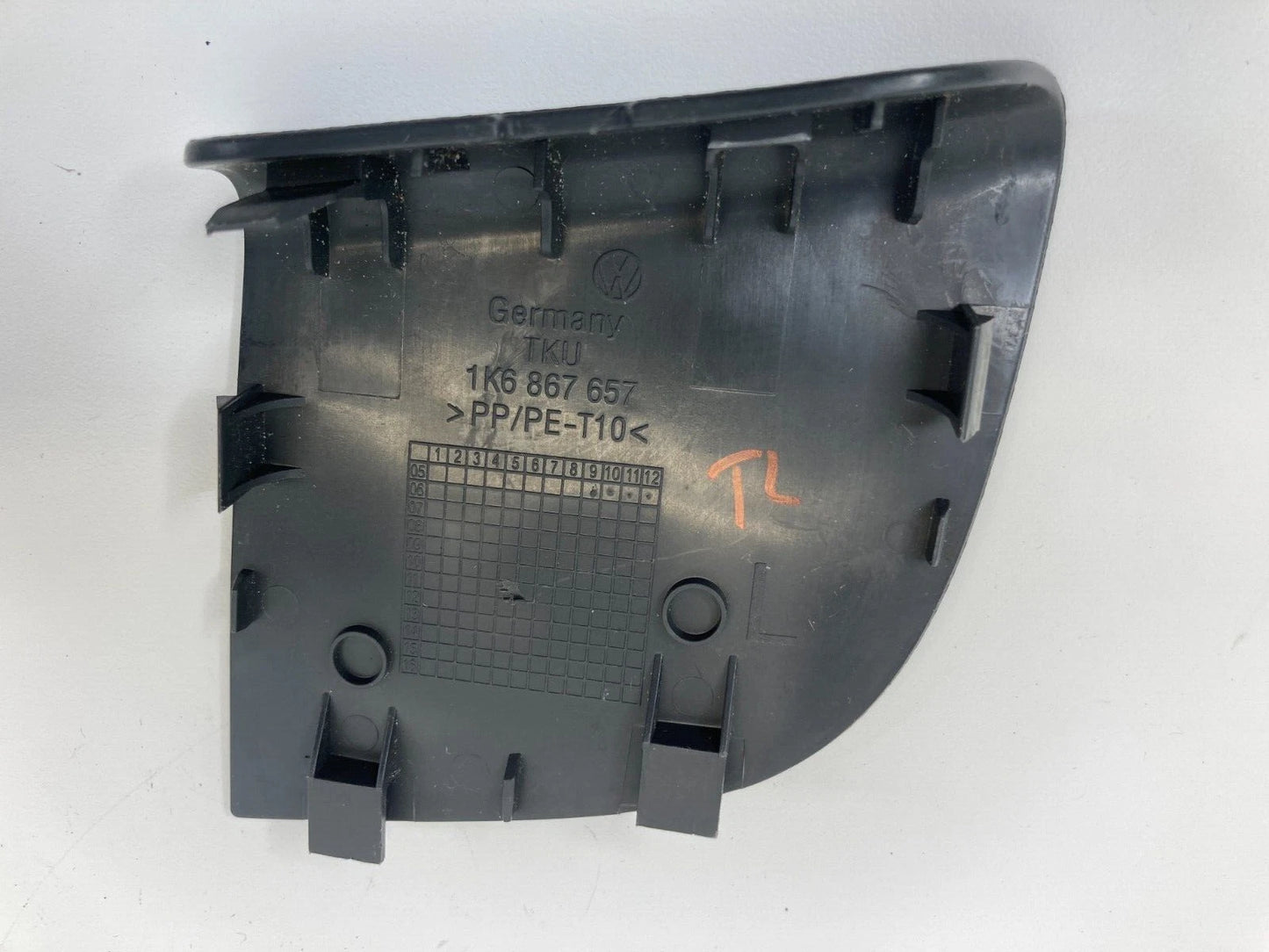 2006-2009 VOLKSWAGEN GTI FRONT LEFT SIDE INTERIOR KICK PANEL TRIM 1K6867657 OEM