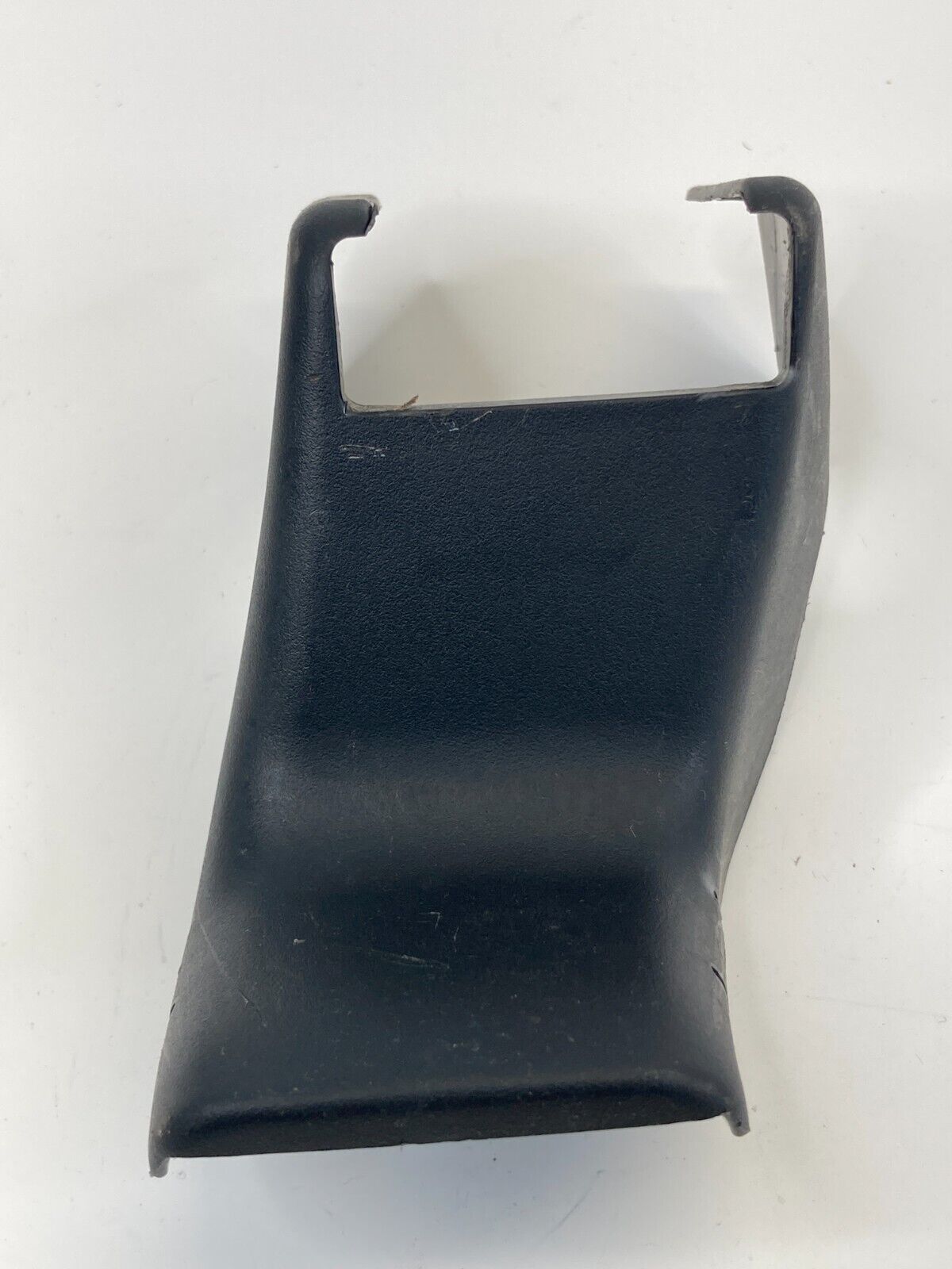 04-06 Lexus RX330 Front Passenger Seat Track Cap Rear Inner Cover 72157-0E010