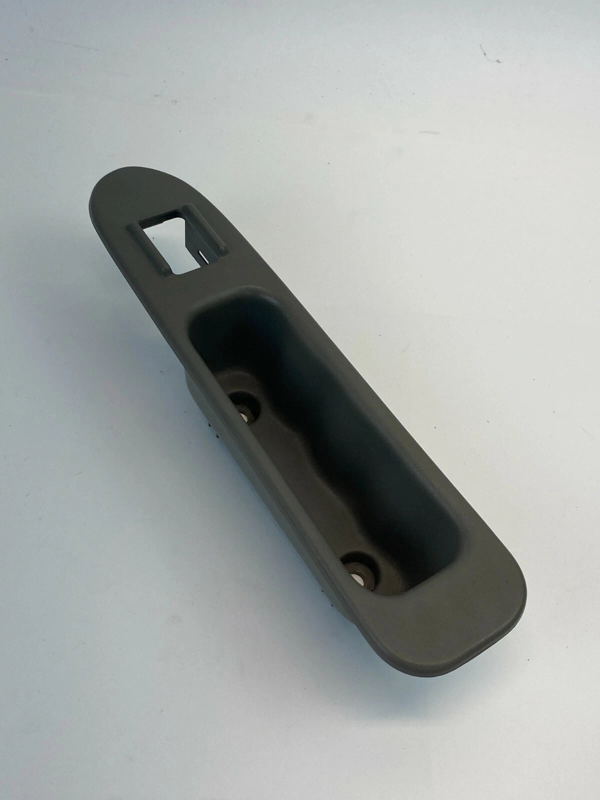 2000-2005 CHEVROLET IMPALA REAR LEFT SIDE DOOR POWER WINDOW SWITCH BEZEL