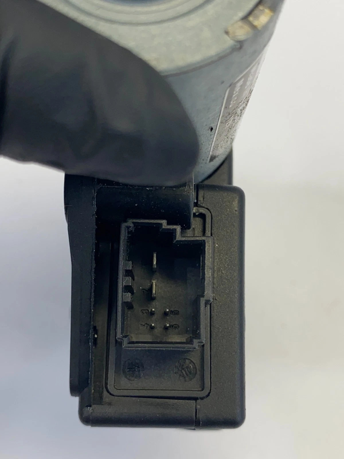 2011-2013 BMW X3 2014-2018 BMW X5 POWER SUNROOF SUN ROOF MOTOR 6761-7213044-02