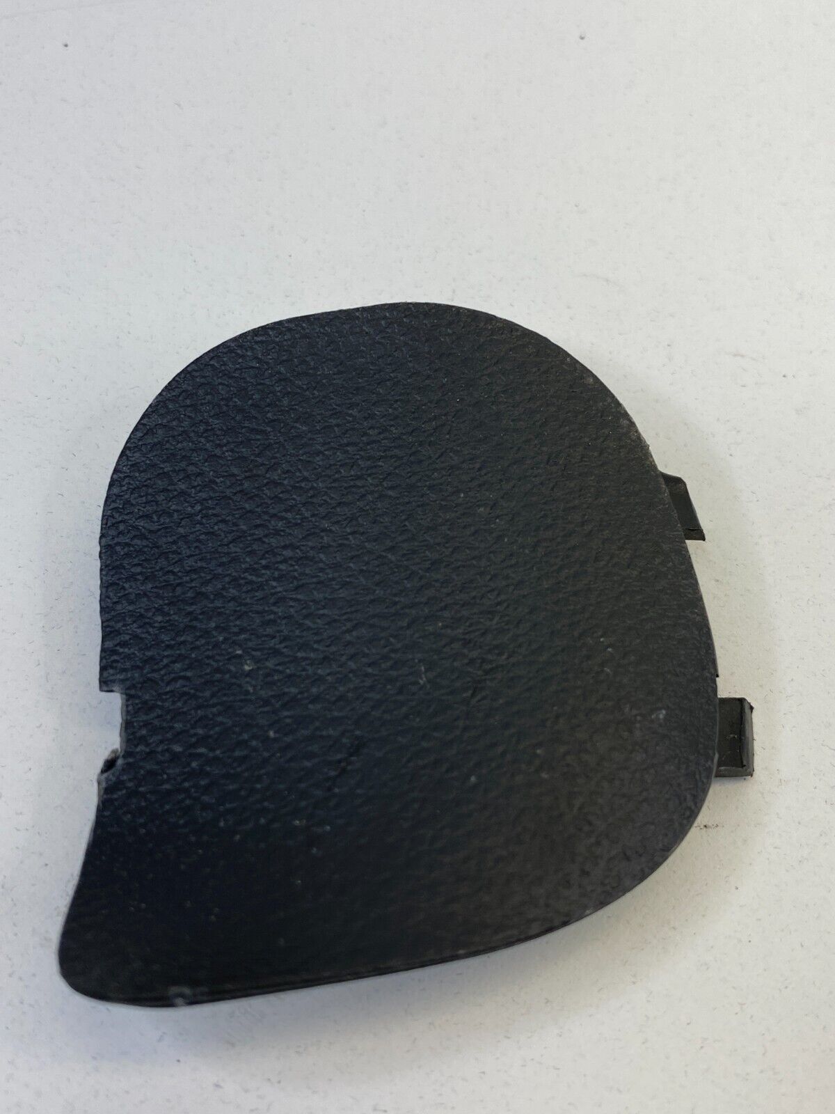 2005-2010 Kia Sportage Left Side Steering Wheel Plastic Lid Cover Trim Cap OEM