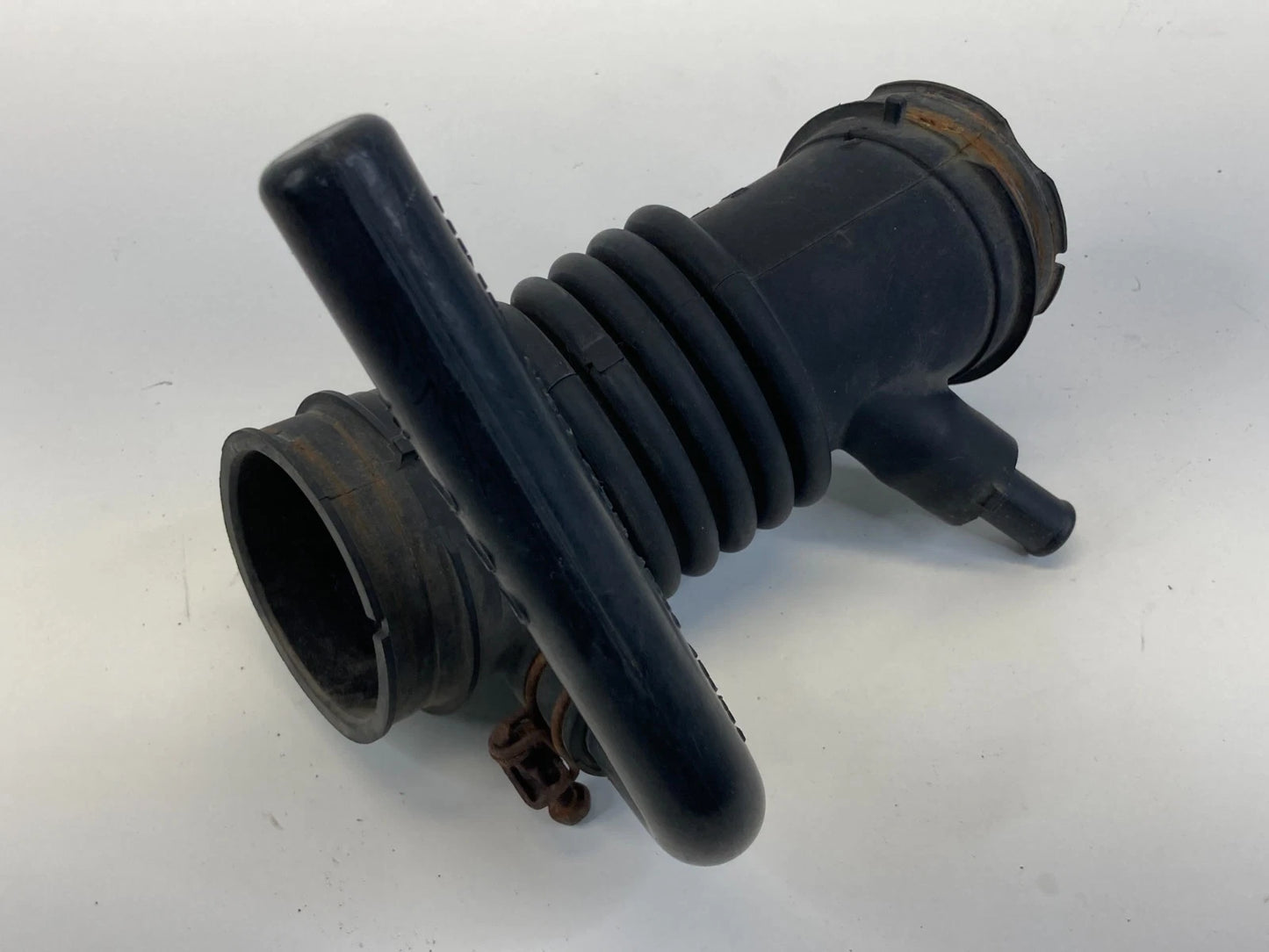 2008-2014 SCION XD 1.8L AIR INTAKE CLEANER HOSE TUBE DUCT BOOT 17881-37210 OEM