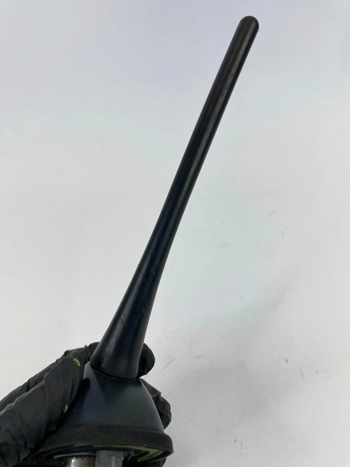 2003-2011 HONDA ELEMENT ROOF RADIO ANTENNA BASE MAST OEM