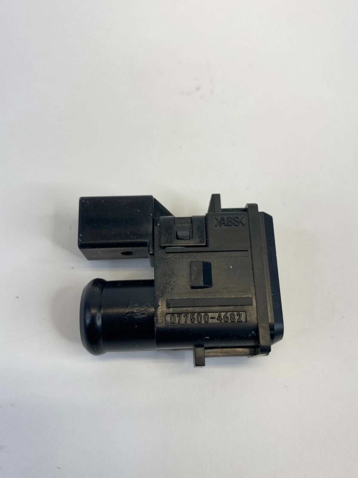2005-2012 Toyota Avalon A/C Air Climate Control Temperature Sensor 077500-4682