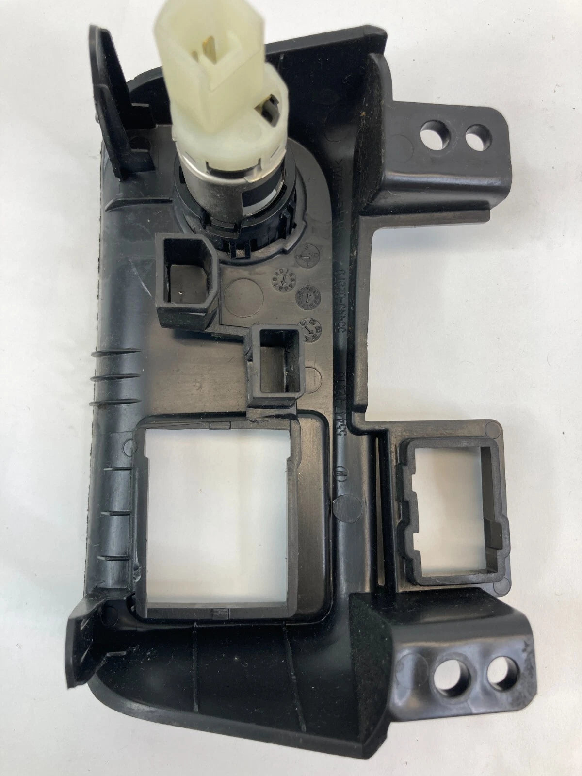 2009-2013 TOYOTA MATRIX FRONT CENTER DASH POCKET BEZEL TRIM PANEL 55447-02010